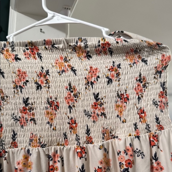 ‼️5/25  Floral Strapless Dress - Cream & Floral - Picture 3 of 4